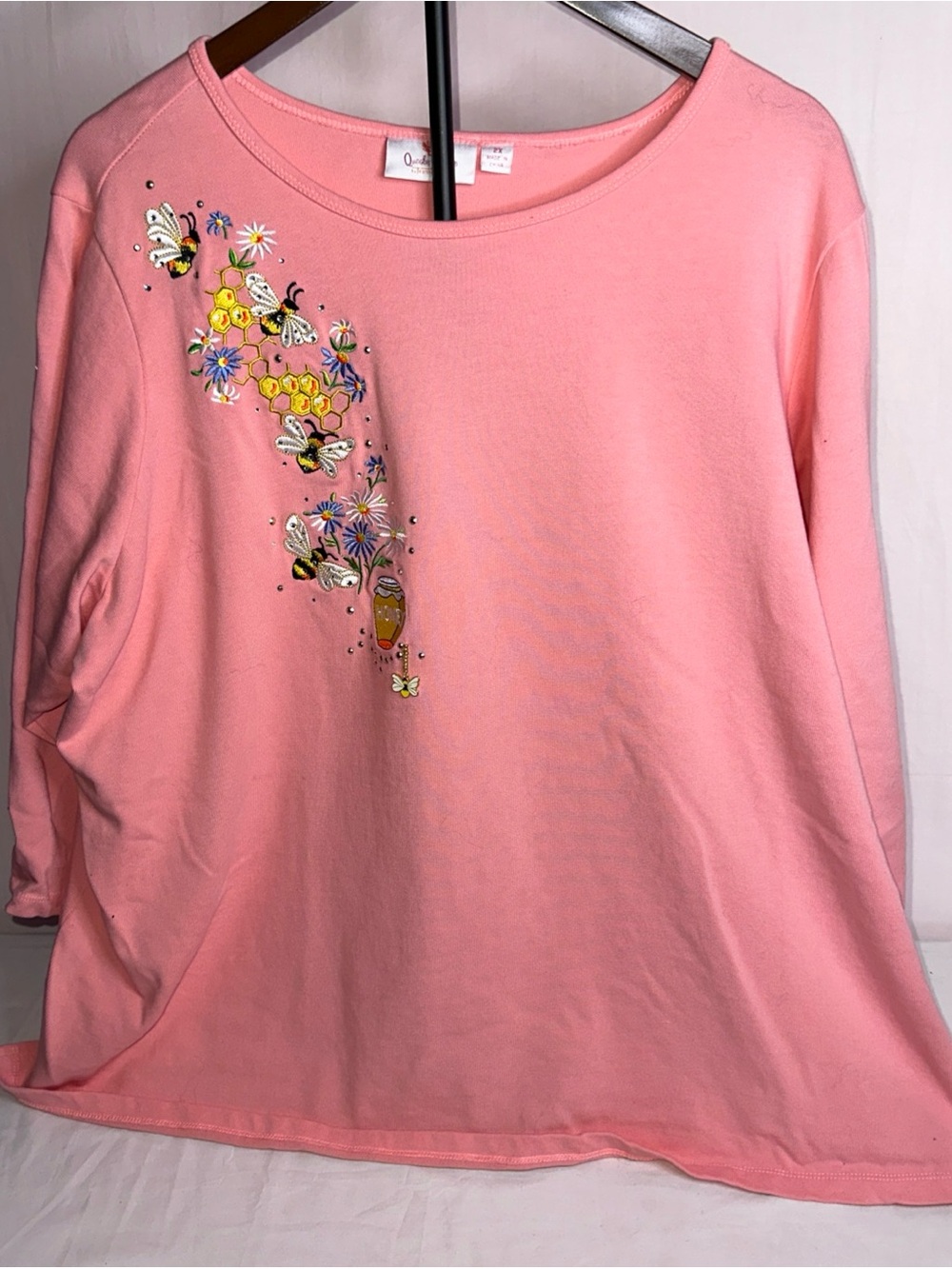 Women's Pink Embroidered Bee & Floral Sweatshirt - Casual Crewneck